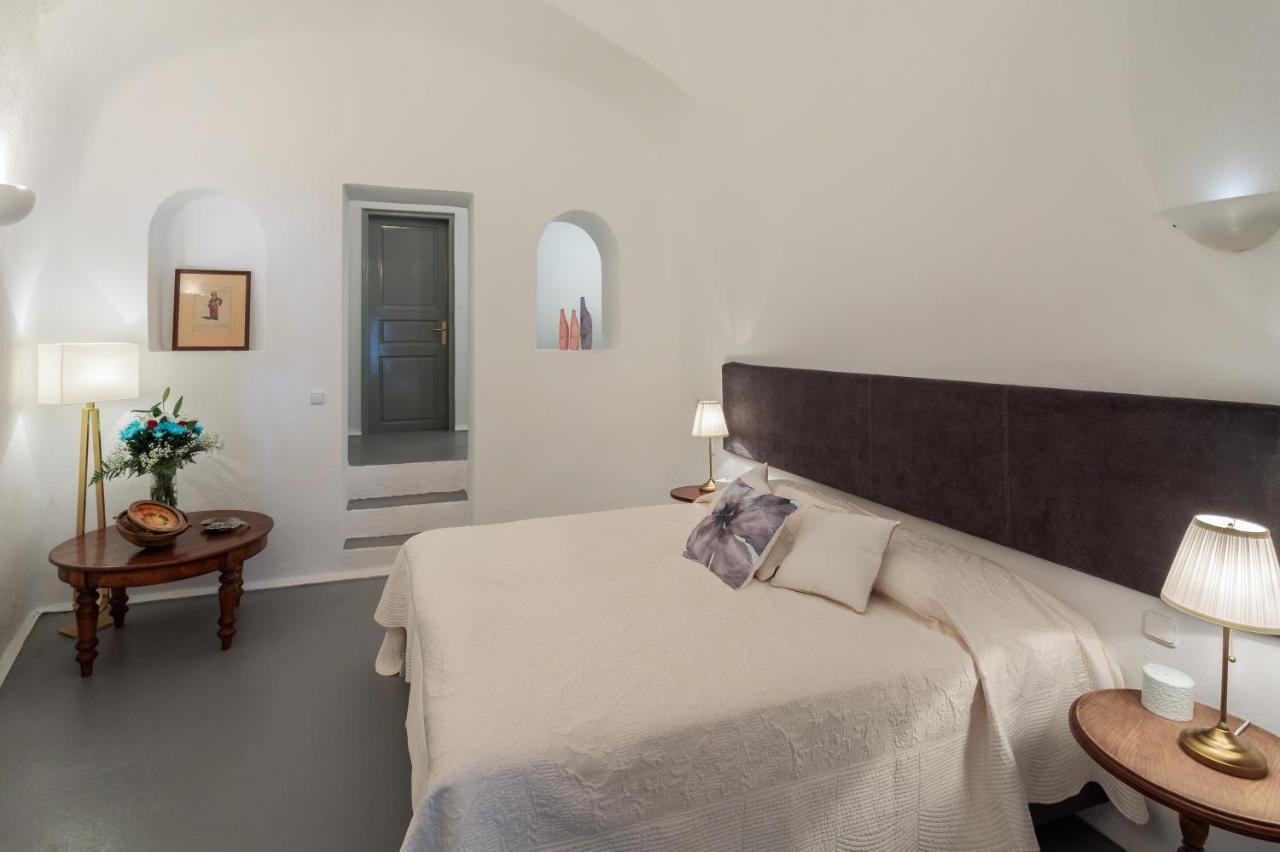 Azure Villa Santorini อิเมโรวิยอน ภายนอก รูปภาพ