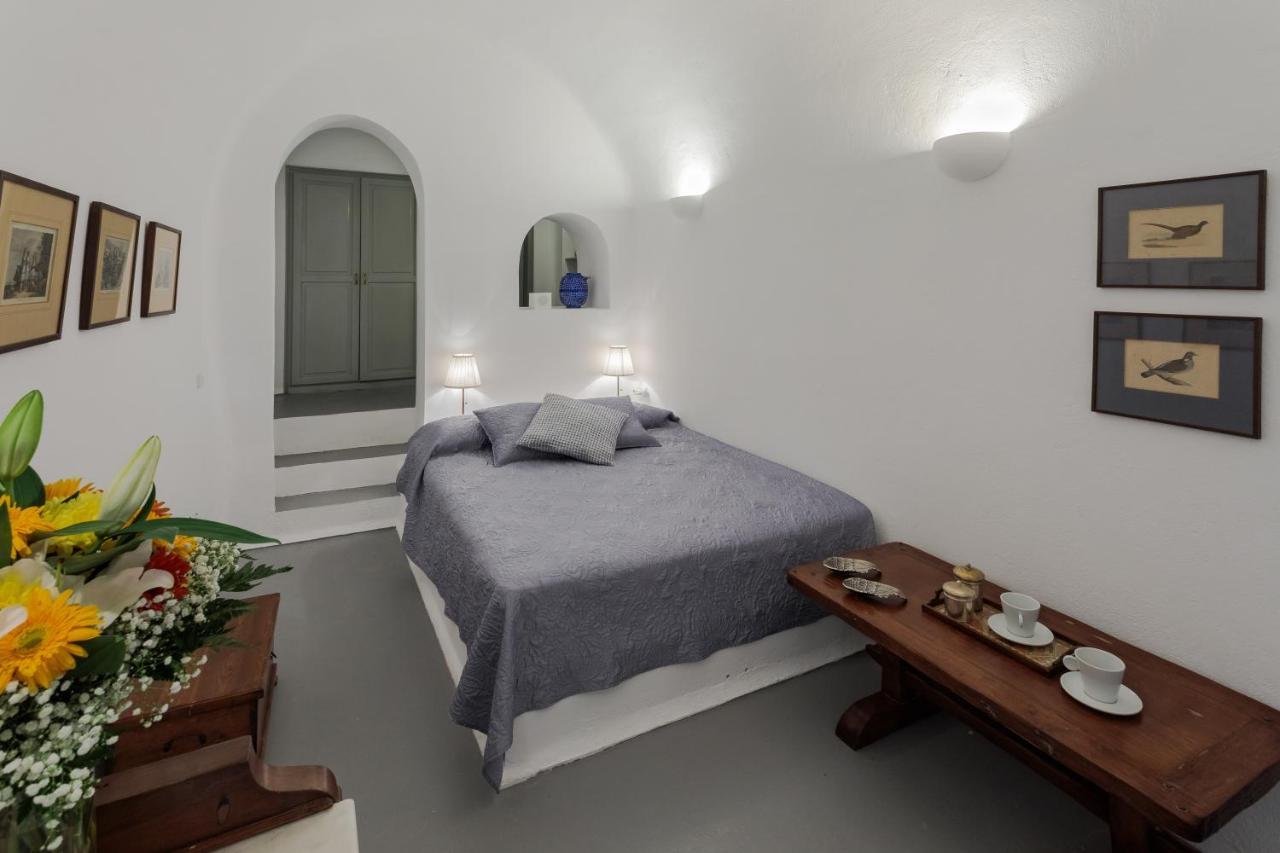 Azure Villa Santorini อิเมโรวิยอน ภายนอก รูปภาพ