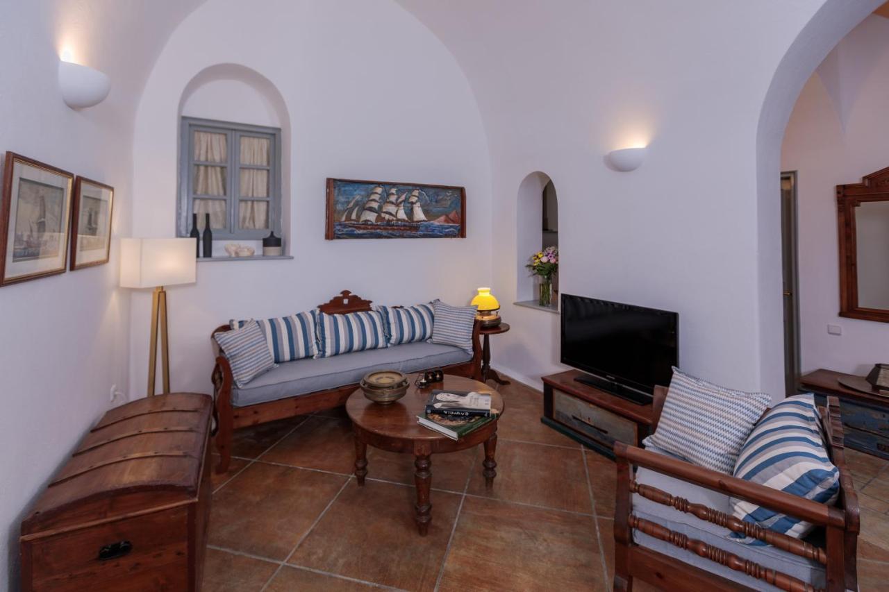 Azure Villa Santorini อิเมโรวิยอน ภายนอก รูปภาพ
